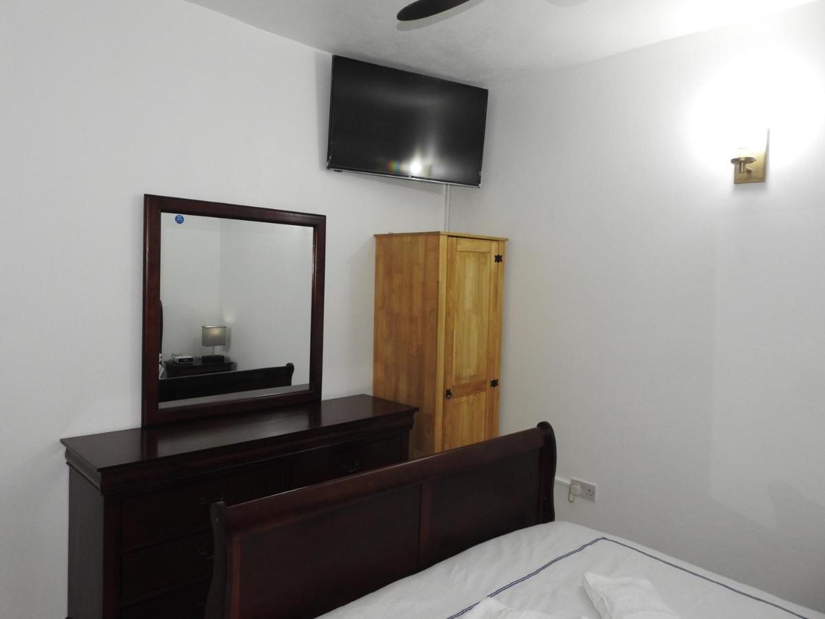 Belview Apartments Belmont Экстерьер фото